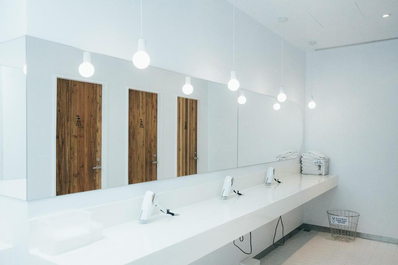 Star Hostel Taichung Parklane Bagian luar foto