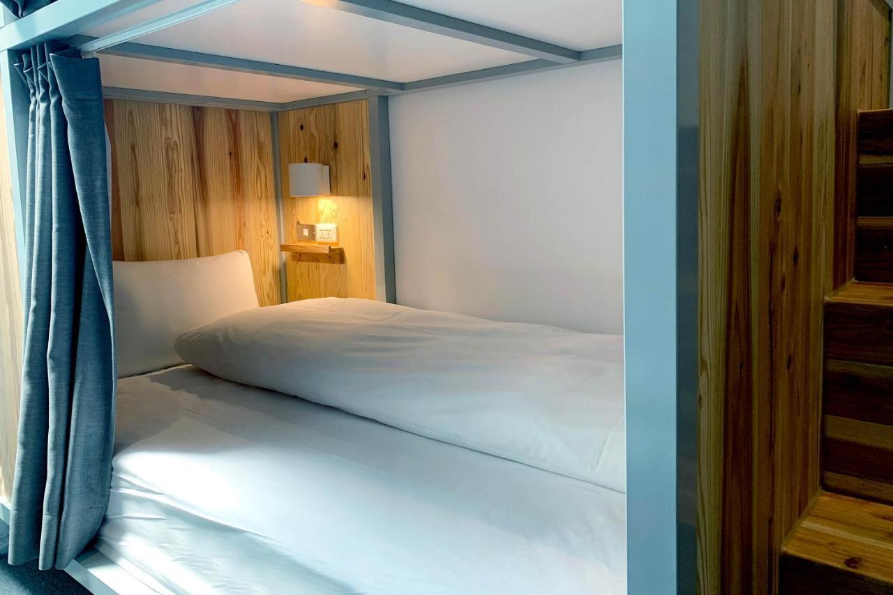 Star Hostel Taichung Parklane Bagian luar foto