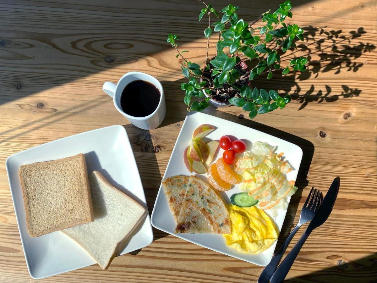 Star Hostel Taichung Parklane Bagian luar foto